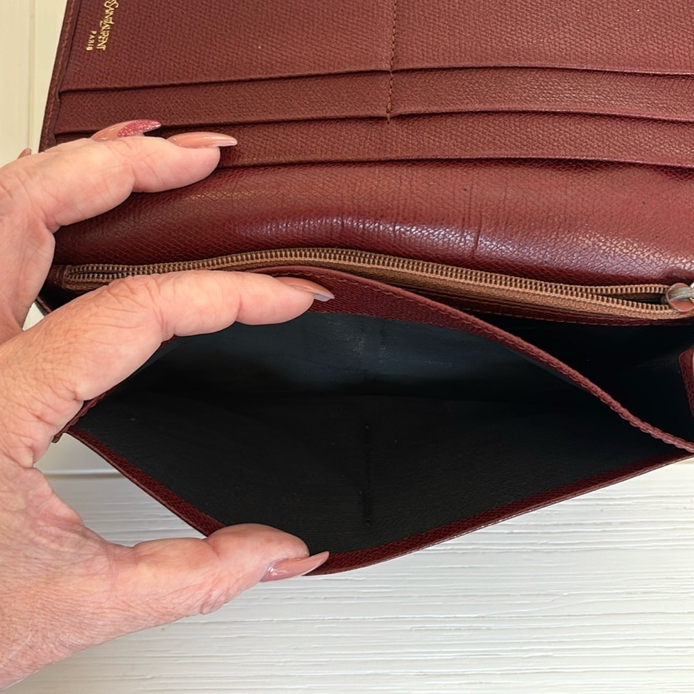 Yves Saint Laurent YSL Belle de Jour Red Leather Classic Large Clutch Wallet - Picture 11 of 17